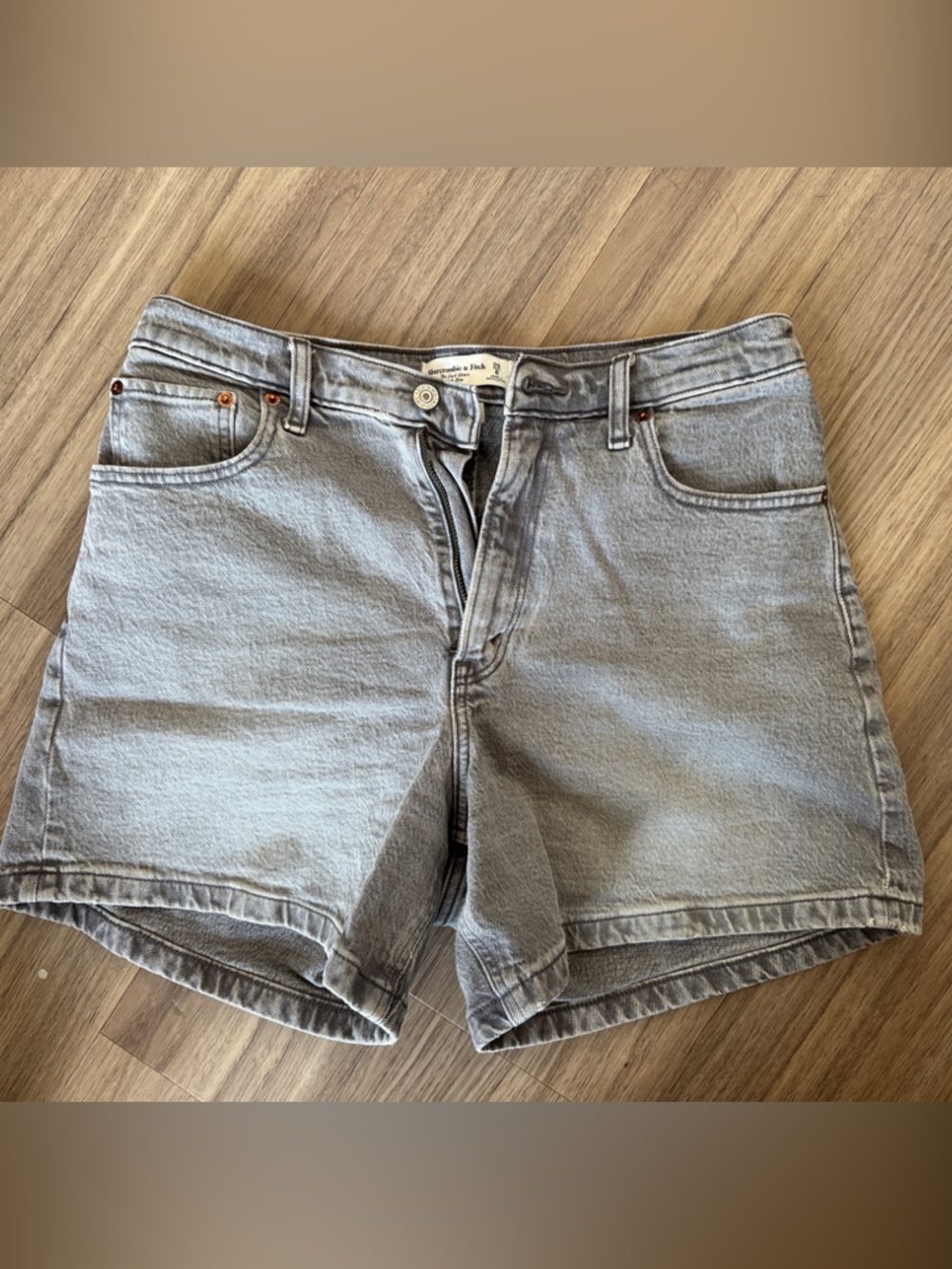 Abercrombie curve love shorts
